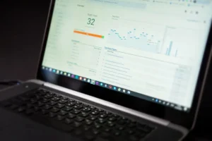 SEO Rank Tracking Software: Daily Top 100 Tracking Guide